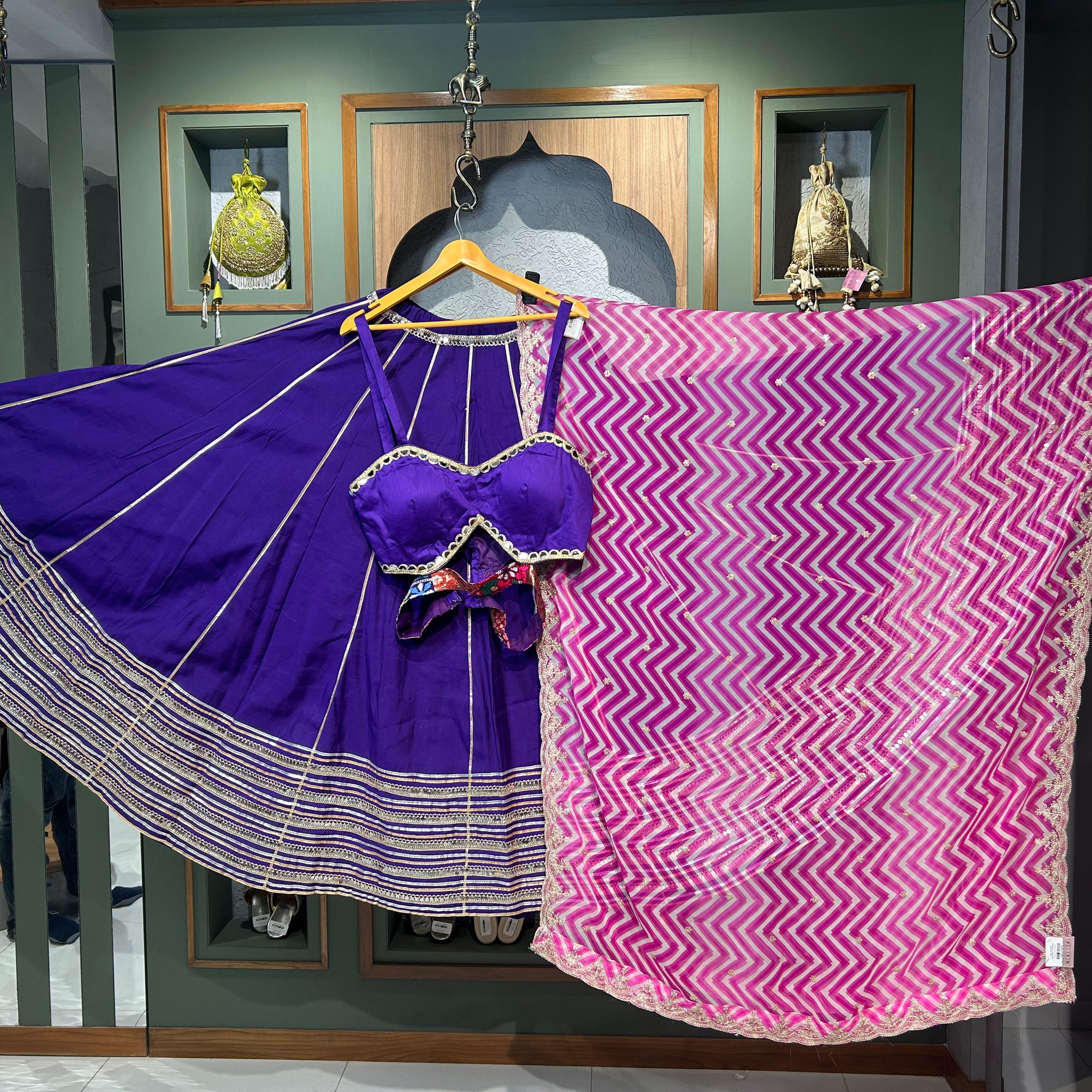 KC Vintage Bombay Silk