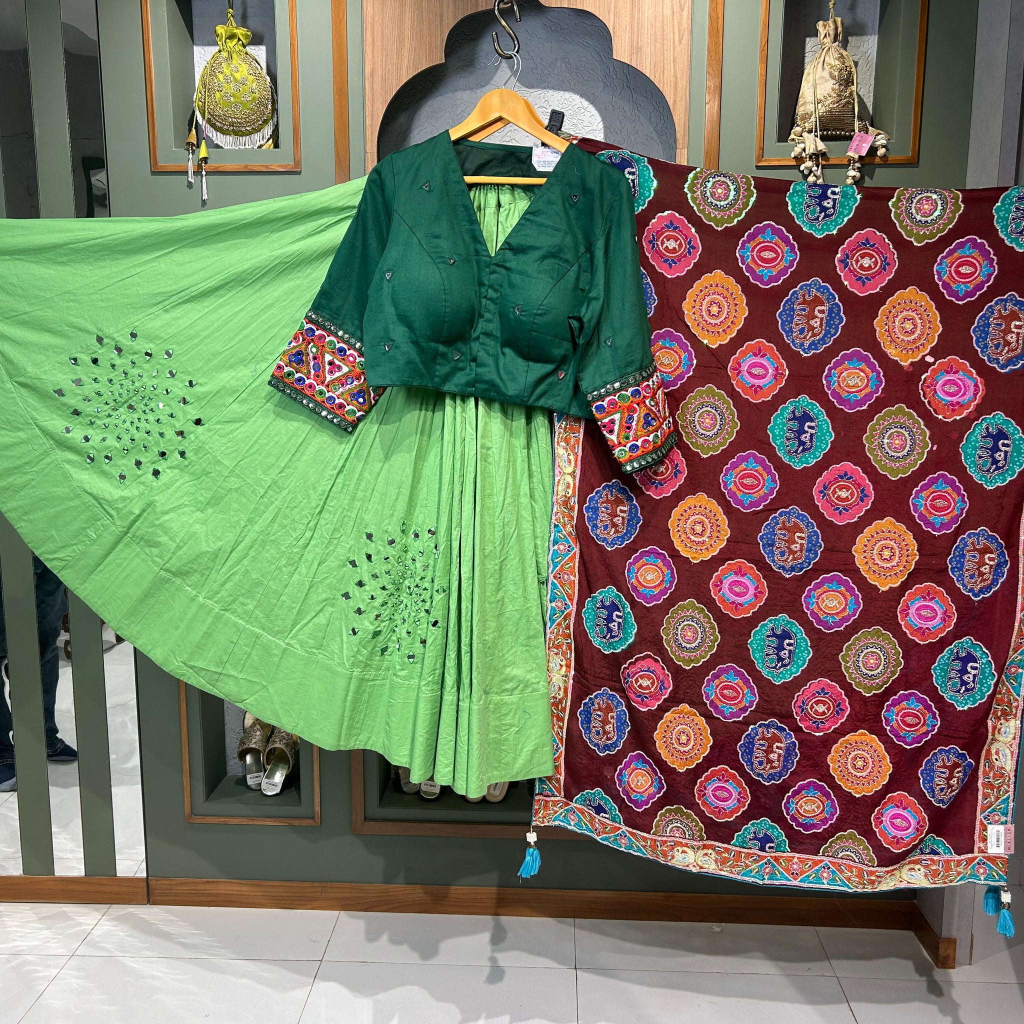 KC Traditional Mirror Work
