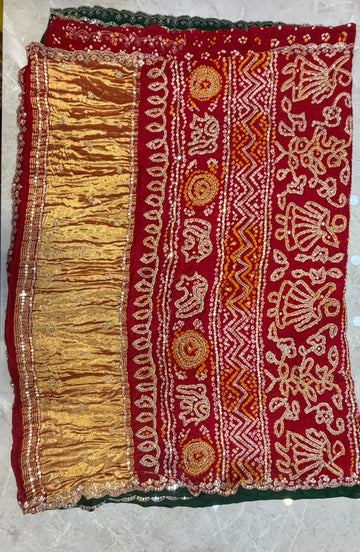 Bandhani Saree with Lambi Border