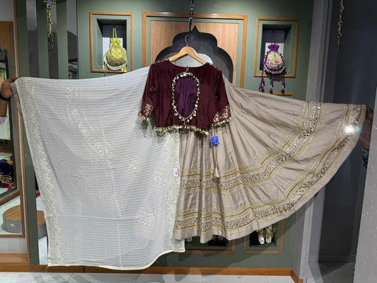 ATPL SS-180-B NEW ,KC blouse brown, KC 000519