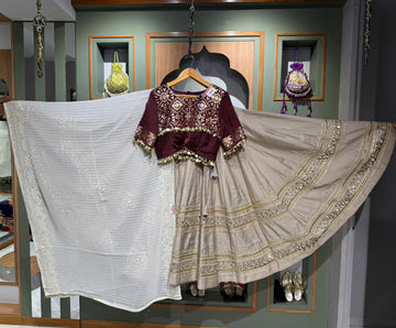 ATPL SS-180-B NEW ,KC blouse brown, KC 000519